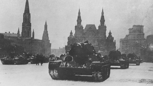 оенный парад на Красной площади 7 ноября 1941 года оенный парад на Красной площади 7 ноября 1941 года