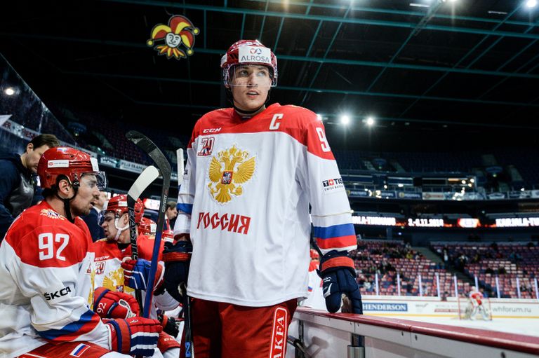 Игрок сборной России Андрей Миронов в матче первого этапа Еврохоккейтура 2016/17 Кубок Карьяла между сборными командами Чехии и России Игрок сборной России Андрей Миронов в матче первого этапа Еврохоккейтура 2016/17 Кубок Карьяла между сборными командами Чехии и России