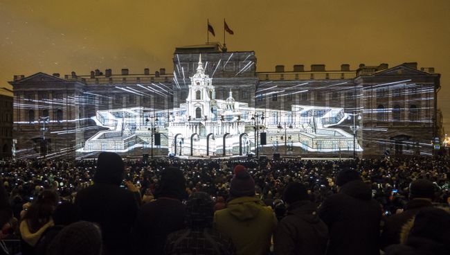 Мультимедийное 3D-mapping шоу в Санкт-Петербурге. Архивное фото