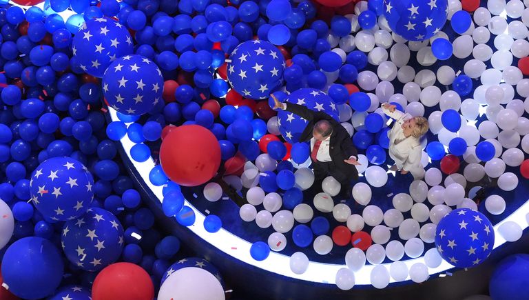 Кандидат в президенты США Хиллари Клинтон во время избирательной кампании в Филадельфии