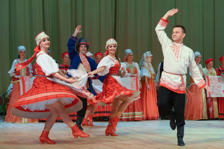 Артисты балета Северного хора во время юбилейного концерта в концертном зале им. Чайковского. 14 октября 2016 года Артисты балета Северного хора во время юбилейного концерта в концертном зале им. Чайковского. 14 октября 2016 года