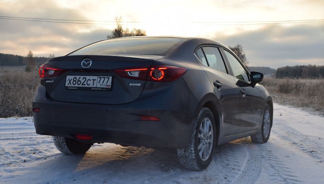 Обновленная Mazda3 Обновленная Mazda3