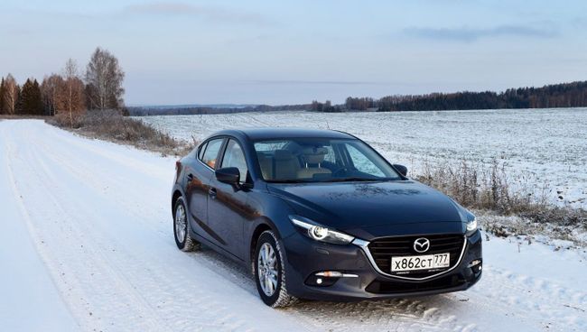 Обновленная Mazda3 Обновленная Mazda3