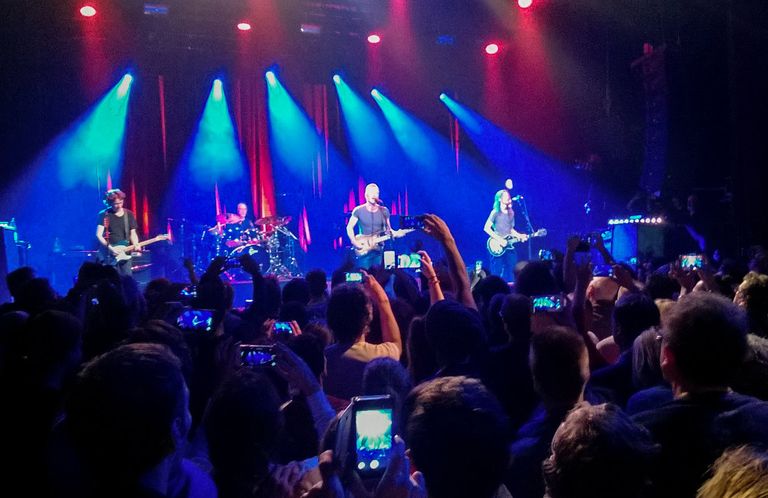 Концерт Стинга в Bataclan, Париж Концерт Стинга в Bataclan, Париж