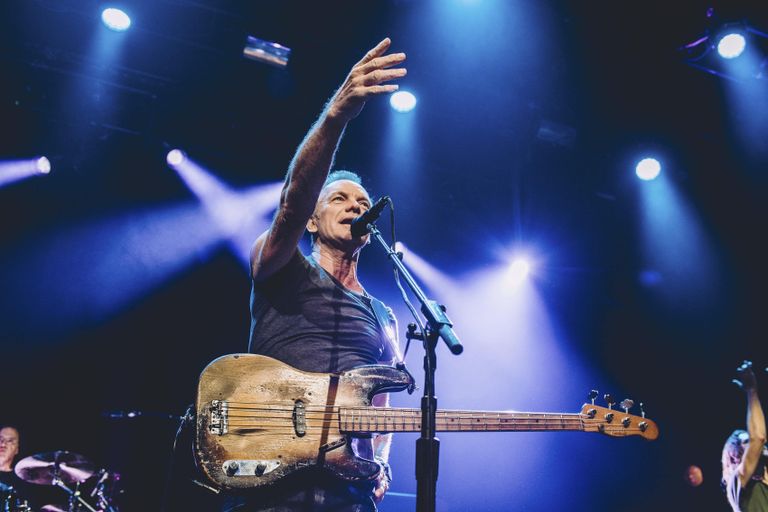 Концерт Стинга в Bataclan, Париж Концерт Стинга в Bataclan, Париж