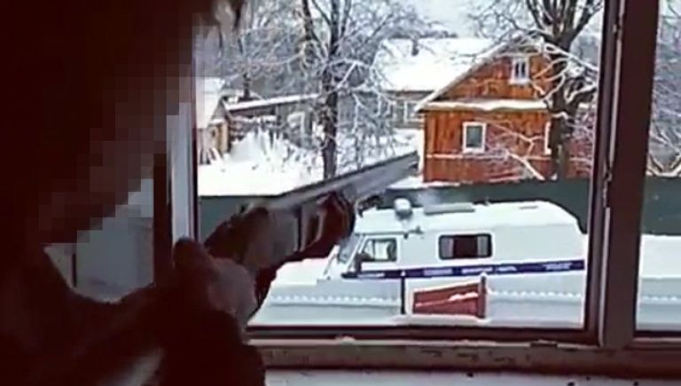 Стоп-кадр из видео, опубликованного в Instagram одного из подростков Стоп-кадр из видео, опубликованного в Instagram одного из подростков