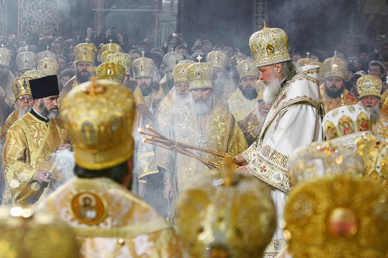 Во время церемонии интронизации Патриарха Московского и всея Руси Кирилла в храме Христа Спасителя Во время церемонии интронизации Патриарха Московского и всея Руси Кирилла в храме Христа Спасителя