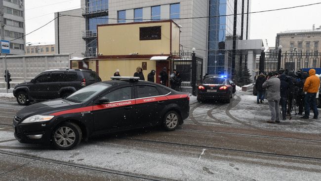 Автомобили Следственного комитета РФ. Архивное фото Автомобили Следственного комитета РФ. Архивное фото