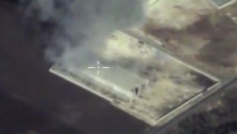 Удар крылатой ракетой Оникс по складу вооружения и военной техники незаконных вооруженных формирований в Сирии Удар крылатой ракетой Оникс по складу вооружения и военной техники незаконных вооруженных формирований в Сирии