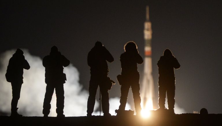 Пуск ракеты-носителя Союз-ФГ с пилотируемым кораблем Союз МС-03 с космодрома Байконур