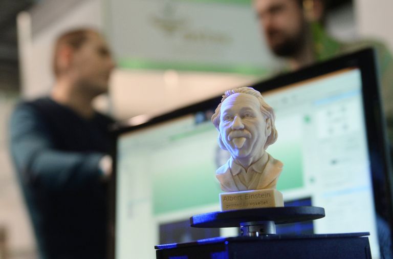 Бюст Альберта Энштейна на выставке 3D Print Expo 2016 в Москве Бюст Альберта Энштейна на выставке 3D Print Expo 2016 в Москве