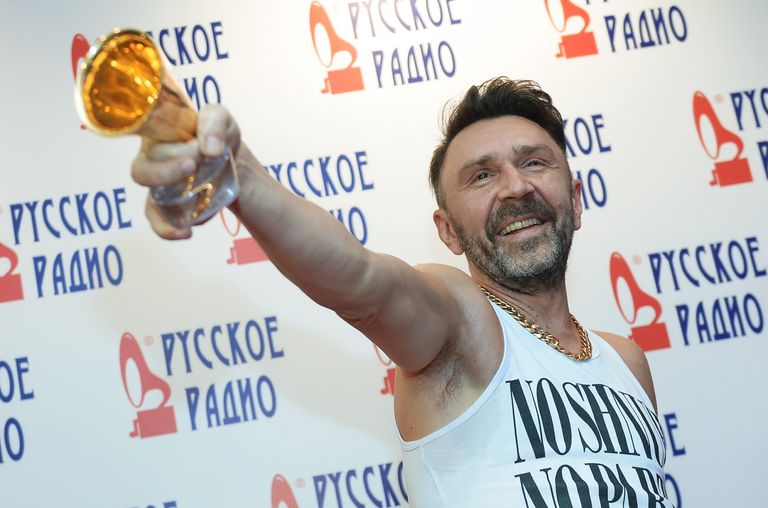 Лидер группы Ленинград Сергей Шнуров на XXI Церемонии вручения национальной музыкальной премии Золотой Граммофон Лидер группы Ленинград Сергей Шнуров на XXI Церемонии вручения национальной музыкальной премии Золотой Граммофон