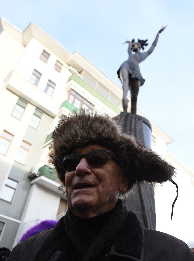 Композитор Родион Щедрин на открытии памятника балерине Майе Плисецкой на улице Большая Дмитровка Композитор Родион Щедрин на открытии памятника балерине Майе Плисецкой на улице Большая Дмитровка