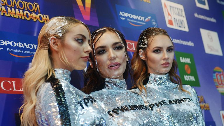 Участницы группы Serebro на XXI Церемонии вручения национальной музыкальной премии Золотой Граммофон Участницы группы Serebro на XXI Церемонии вручения национальной музыкальной премии Золотой Граммофон