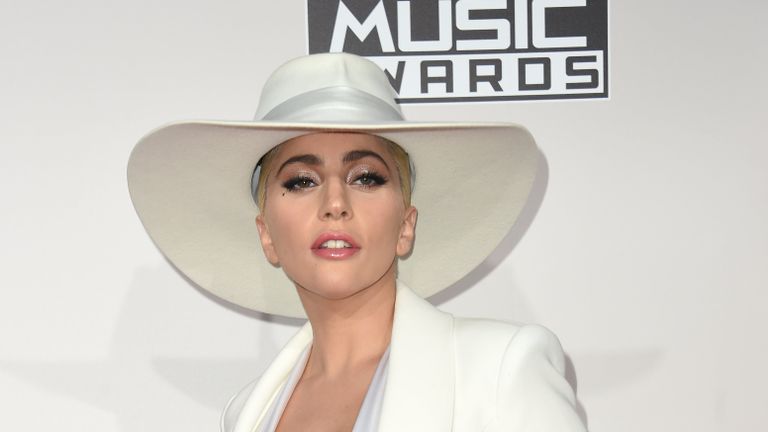 Певица Леди Гага на American Music Awards, 20 ноября 2016 Певица Леди Гага на American Music Awards, 20 ноября 2016