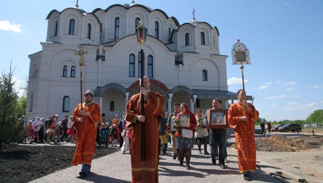 Храм в честь иконы Божией Матери Воспитание в Некрасовке Храм в честь иконы Божией Матери Воспитание в Некрасовке
