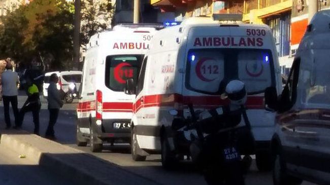 Автомобили скорой помощи в Турции. Архивное фото Автомобили скорой помощи в Турции. Архивное фото