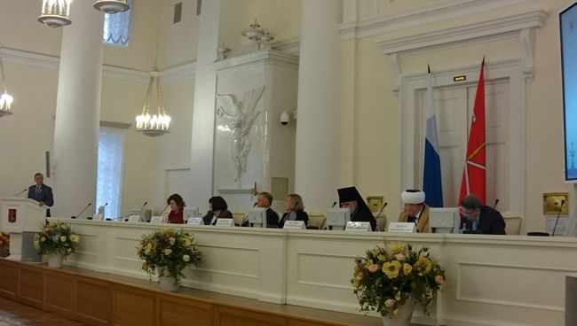Форум Святость материнства в здании администрации Санкт-Петербурга в Смольном Форум Святость материнства в здании администрации Санкт-Петербурга в Смольном