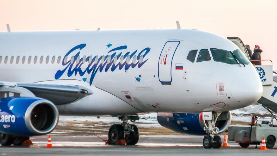 Самолет Sukhoi Superjet 100 авиакомпании Якутия Самолет Sukhoi Superjet 100 авиакомпании Якутия - РИА Новости, 1920, 16.10.2023