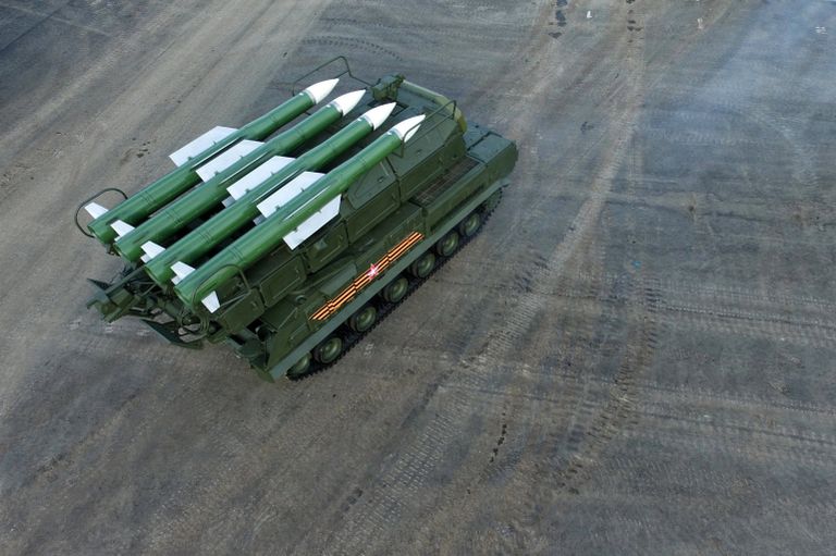 Зенитно-ракетный комплекс БУК-М2 Зенитно-ракетный комплекс БУК-М2
