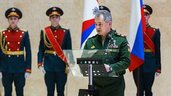 Министр обороны Сергей Шойгу открыл памятник Солдат Победы в Национальном центре управления обороной России в Москве. 9 декабря 2016 Министр обороны Сергей Шойгу открыл памятник Солдат Победы в Национальном центре управления обороной России в Москве. 9 декабря 2016