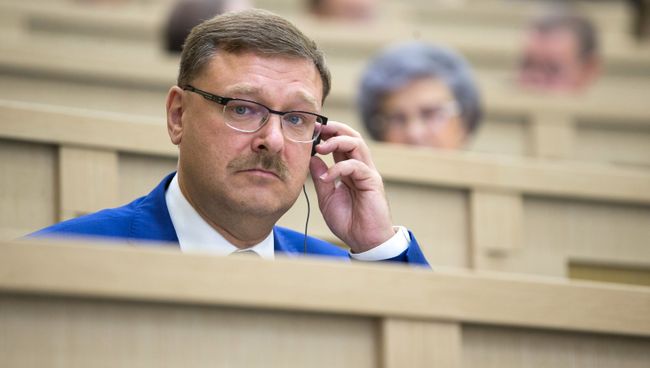 Председатель комитета Совета Федерации РФ по международным делам Константин Косачев на заседании Совета Федерации РФ. Архивное фото Председатель комитета Совета Федерации РФ по международным делам Константин Косачев на заседании Совета Федерации РФ. Архивное фото