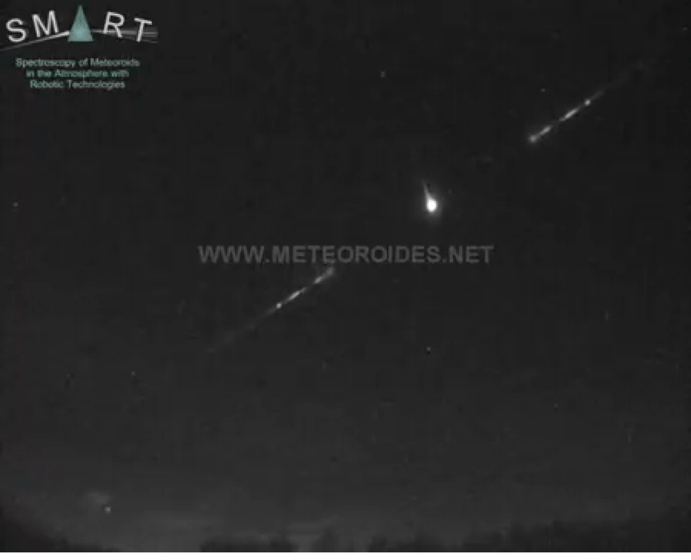 Падение огненного шара в Испании попало на видео Падение огненного шара в Испании попало на видео