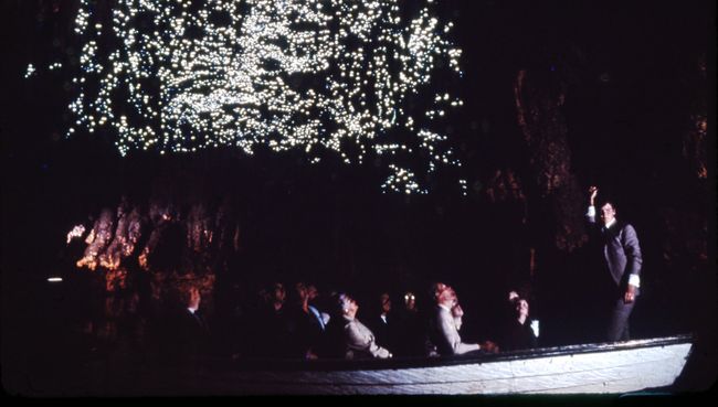 Пещера светлячков Вайтомо в Новой Зеландии. 1977 год
