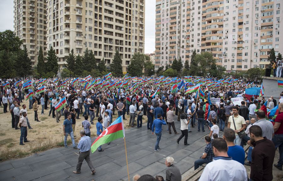 Митинг оппозиции в Баку Митинг оппозиции в Баку