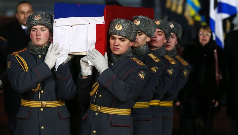 Встреча в Москве самолета с телом посла России в Турции Андрея Карлова Встреча в Москве самолета с телом посла России в Турции Андрея Карлова