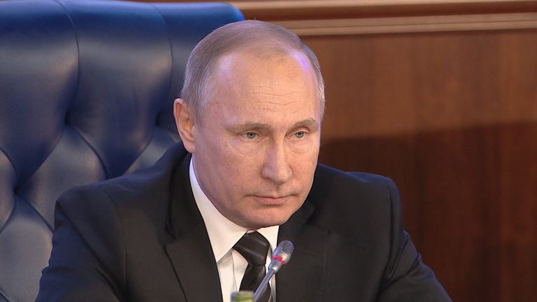 Путин отметил, что Россия сильнее любого агрессора и призвал не расслабляться   