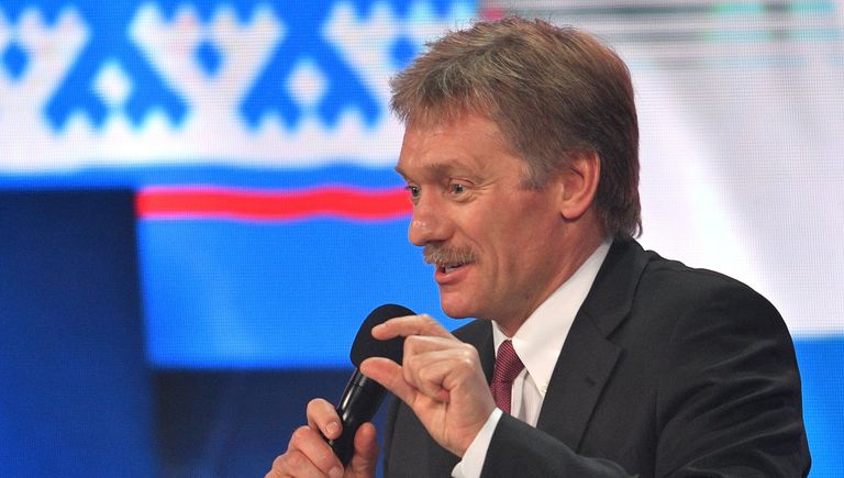 Пресс-секретарь президента РФ Дмитрий Песков на двенадцатой большой ежегодной пресс-конференции президента РФ Владимира Путина