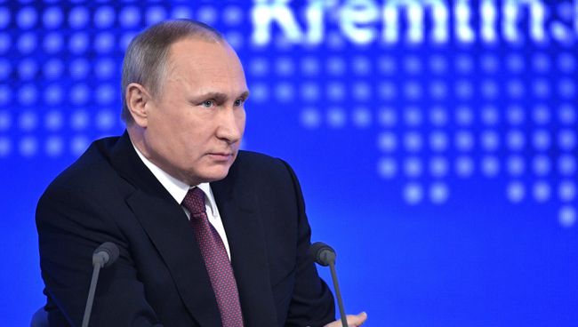 Президент РФ Владимир Путин на двенадцатой большой ежегодной пресс-конференции в Центре международной торговли на Красной Пресне. 23 декабря 2016