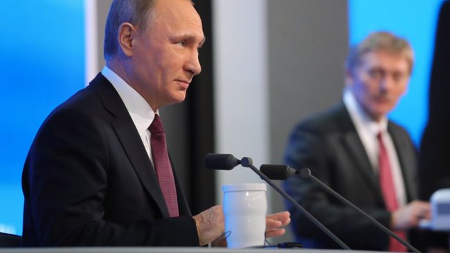 Президент РФ Владимир Путин на двенадцатой большой ежегодной пресс-конференции в Центре международной торговли на Красной Пресне. 23 декабря 2016 Президент РФ Владимир Путин на двенадцатой большой ежегодной пресс-конференции в Центре международной торговли на Красной Пресне. 23 декабря 2016