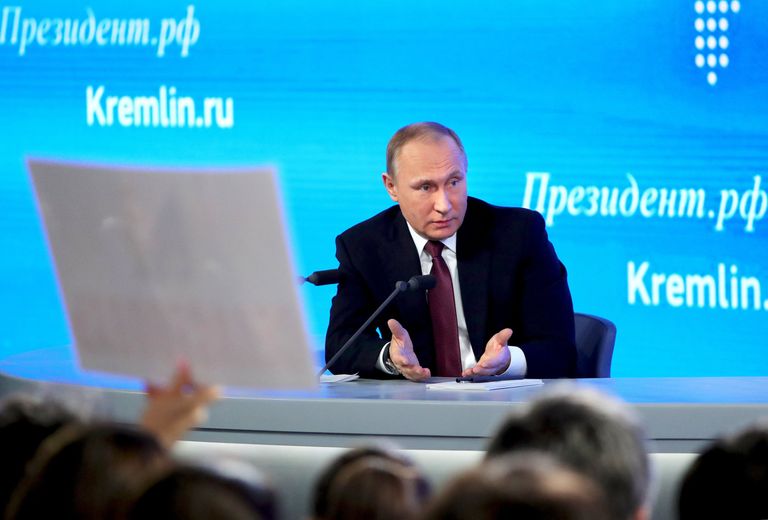 Президент РФ Владимир Путин на двенадцатой большой ежегодной пресс-конференции в Центре международной торговли на Красной Пресне. 23 декабря 2016 Президент РФ Владимир Путин на двенадцатой большой ежегодной пресс-конференции в Центре международной торговли на Красной Пресне. 23 декабря 2016