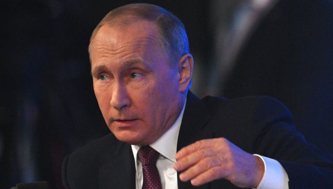 Президент РФ Владимир Путин на двенадцатой большой ежегодной пресс-конференции в Центре международной торговли на Красной Пресне. 23 декабря 2016