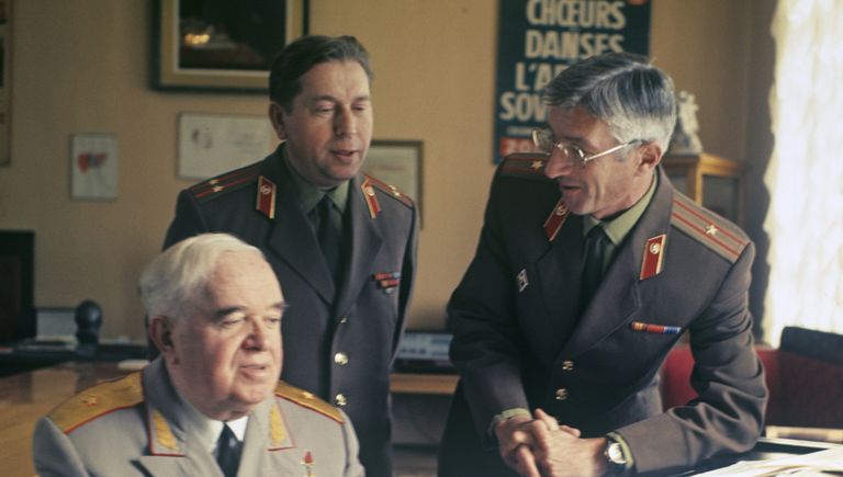 Александровцы -  Б. Александров, В. Петров и Е. Титянко