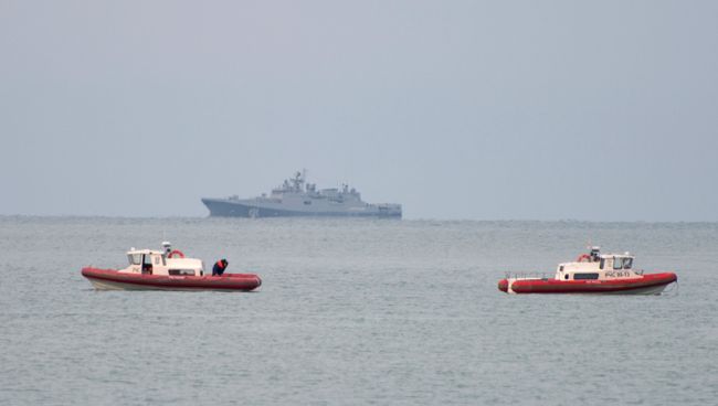 Поисково-спасательные работы у побережья Черного моря, где потерпел крушение самолет Минобороны РФ Ту-154. 26 декабря 2016