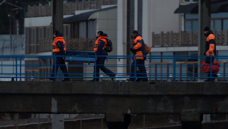 Поисково-спасательные работы у побережья Черного моря, где потерпел крушение самолет Минобороны РФ Ту-154. 26 декабря 2016 Поисково-спасательные работы у побережья Черного моря, где потерпел крушение самолет Минобороны РФ Ту-154. 26 декабря 2016