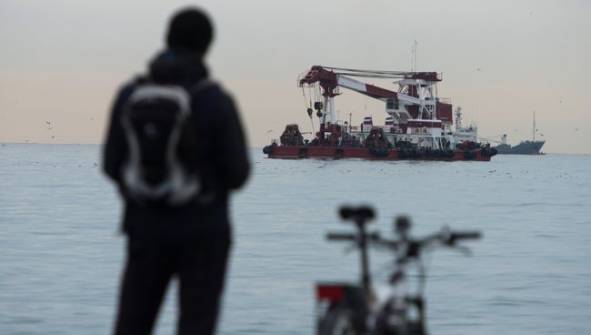 Поисковые работы в акватории Черного моря в районе крушения самолета ТУ-154 Поисковые работы в акватории Черного моря в районе крушения самолета ТУ-154