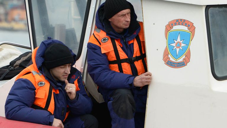 Поисково-спасательная операция на месте крушения самолета Ту-154 Поисково-спасательная операция на месте крушения самолета Ту-154