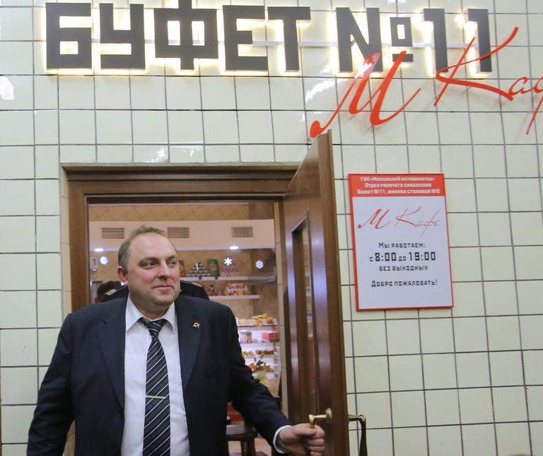 Начальник Московского метрополитена Дмитрий Пегов на открытии Буфета №11 на станции Арбатская Начальник Московского метрополитена Дмитрий Пегов на открытии Буфета №11 на станции Арбатская
