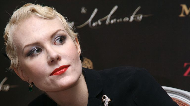 Актриса Рената Литвинова на презентации собственной коллекции одежды ZARINA & Рената Литвинова Актриса Рената Литвинова на презентации собственной коллекции одежды ZARINA & Рената Литвинова