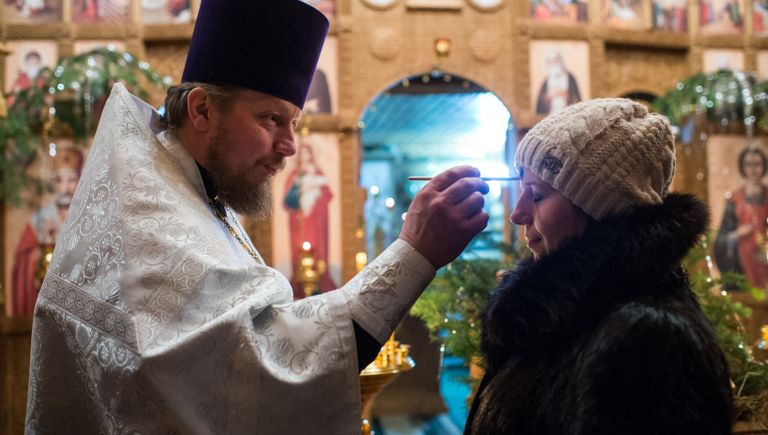 Рождественское богослужение в храме Архистратига Михаила в селе Ермаковка Омской области Рождественское богослужение в храме Архистратига Михаила в селе Ермаковка Омской области