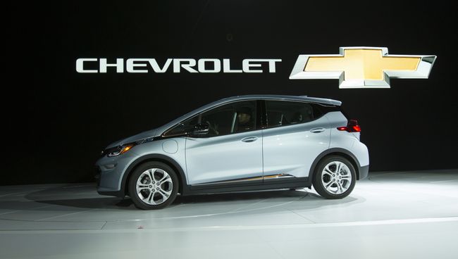 Автомобиль Chevrolet Bolt. Архивное фото Автомобиль Chevrolet Bolt. Архивное фото