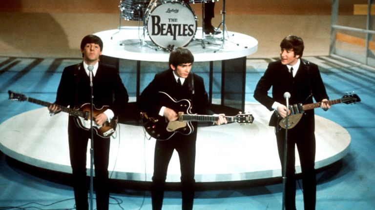 Выступление группы The Beatles Выступление группы The Beatles