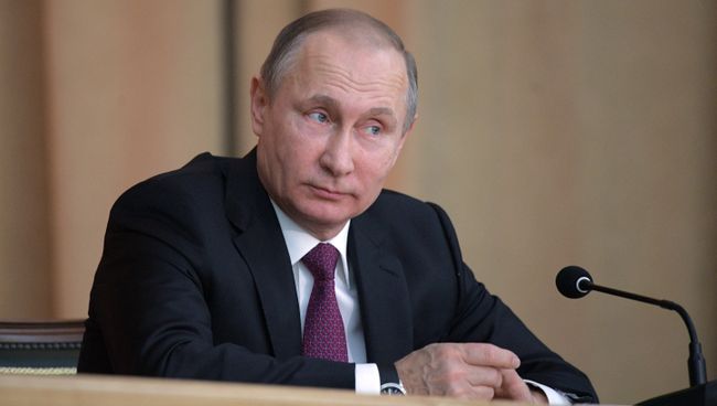 Президент РФ Владимир Путин выступает на торжественном заседании, посвящённом 295-летию российской прокуратуры. 11 января 2017 Президент РФ Владимир Путин выступает на торжественном заседании, посвящённом 295-летию российской прокуратуры. 11 января 2017