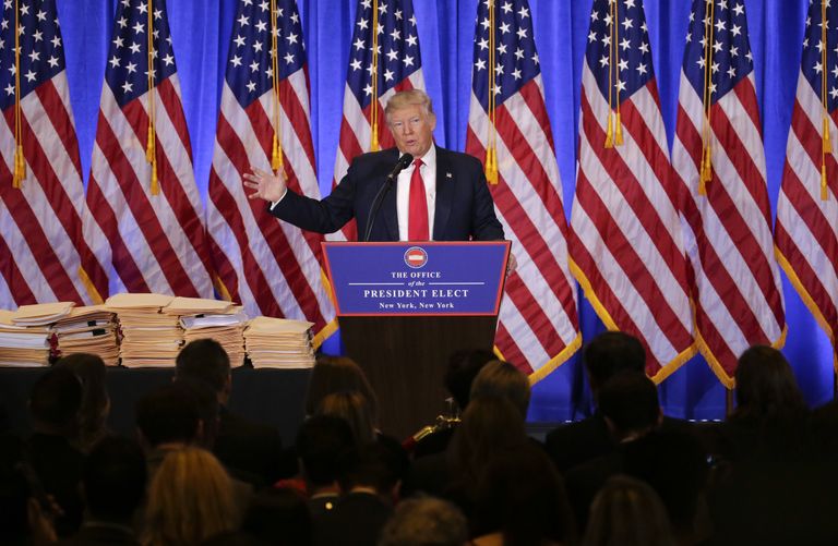 Избранный президент США Дональд Трамп во время первой официальной пресс-конференции в Нью-Йорке Избранный президент США Дональд Трамп во время первой официальной пресс-конференции в Нью-Йорке