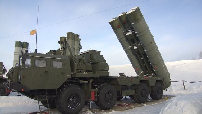 Небо под контролем: в Подмосковье развернулись комплексы ЗРС С-400 Триумф
