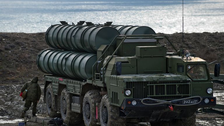 Зенитный ракетный комплекс С-400 Триумф полка противовоздушной обороны в Феодосии Зенитный ракетный комплекс С-400 Триумф полка противовоздушной обороны в Феодосии